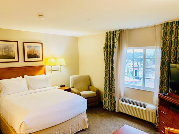 Images Candlewood Suites Hot Springs by IHG