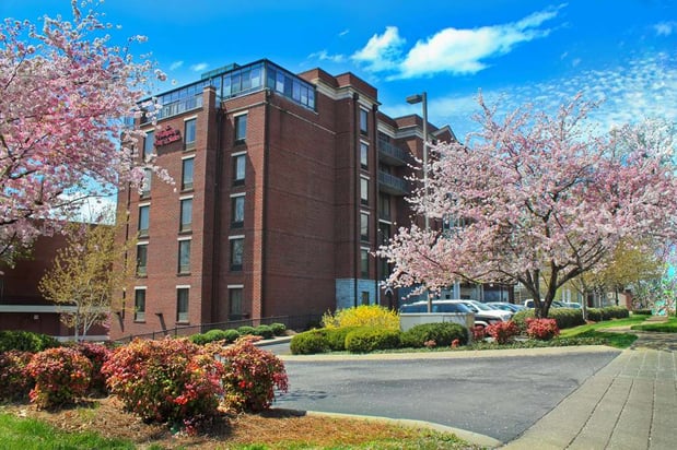 Images Hampton Inn & Suites Nashville-Green Hills