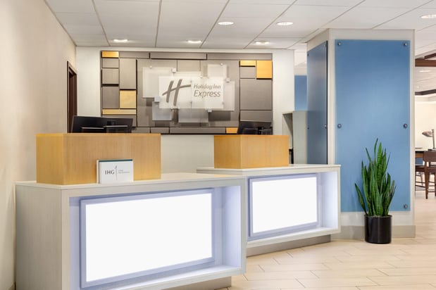 Images Holiday Inn Express San Antonio-Airport by IHG
