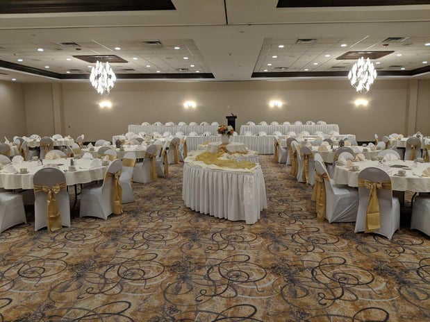 Images Holiday Inn Champaign by IHG