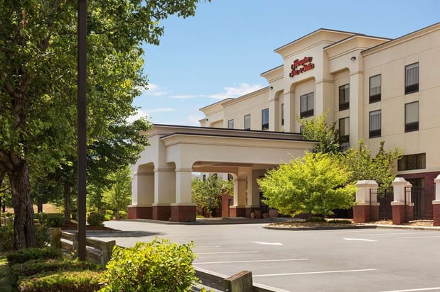 Images Hampton Inn & Suites Manchester-Bedford