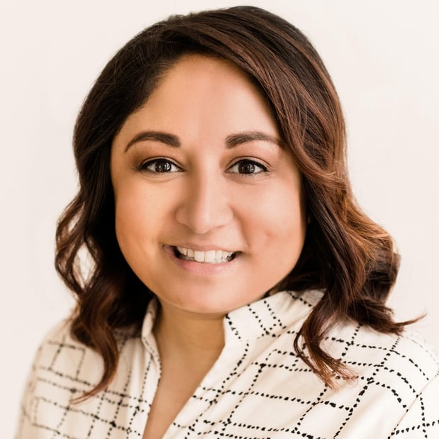 Images Edward Jones - Financial Advisor: Anushri S Fischer, CFP®|AAMS®