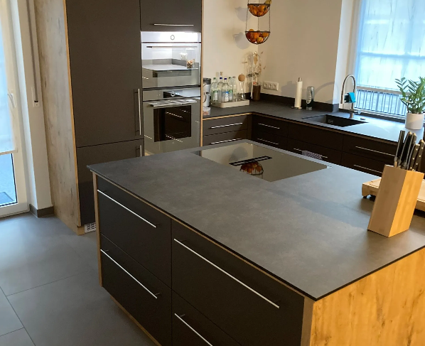 Schreinerei Niklas und Pest, Rieder Straße 52 in Ehekirchen