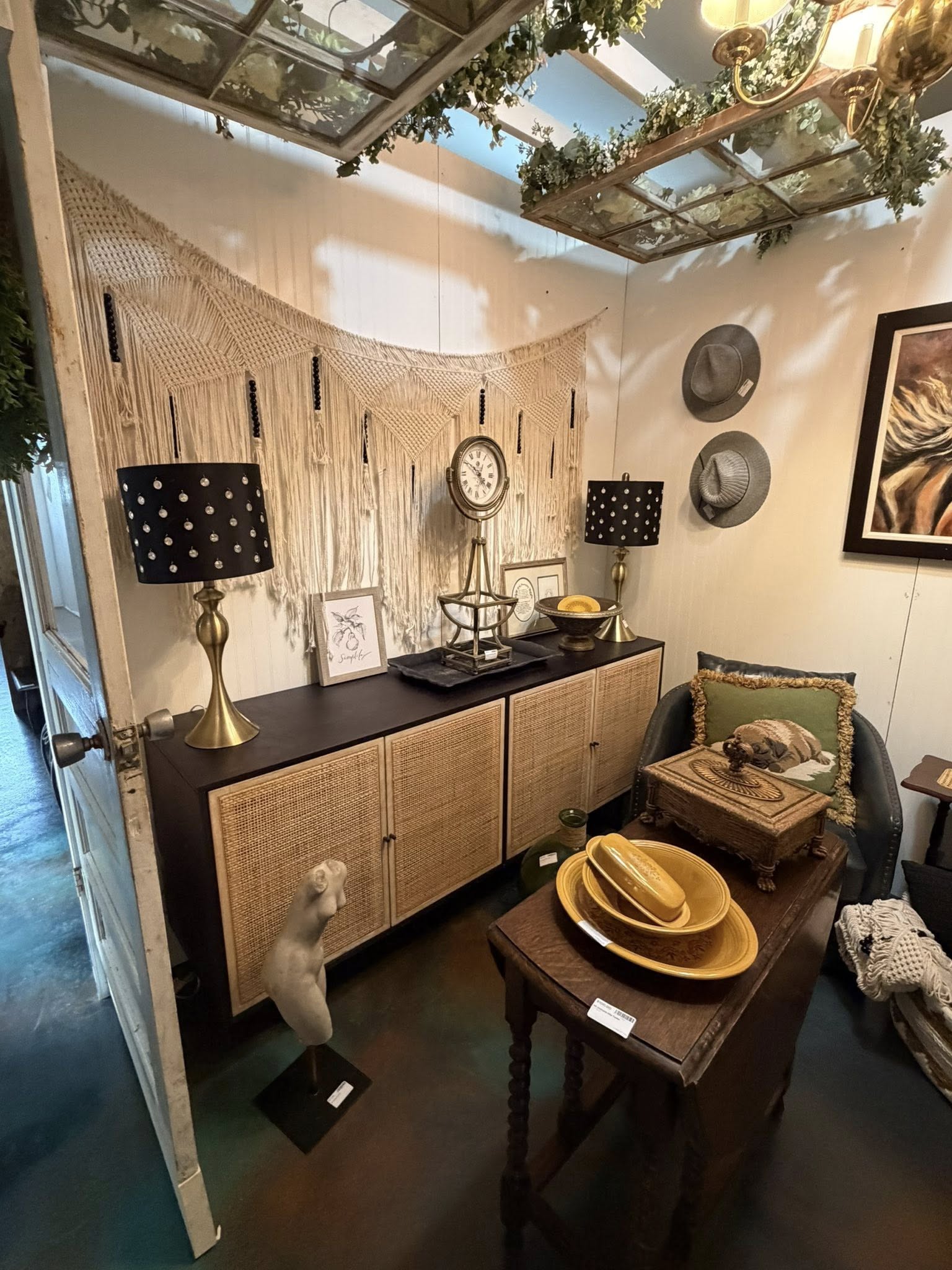 The Rusty Nail Vintage Market Image