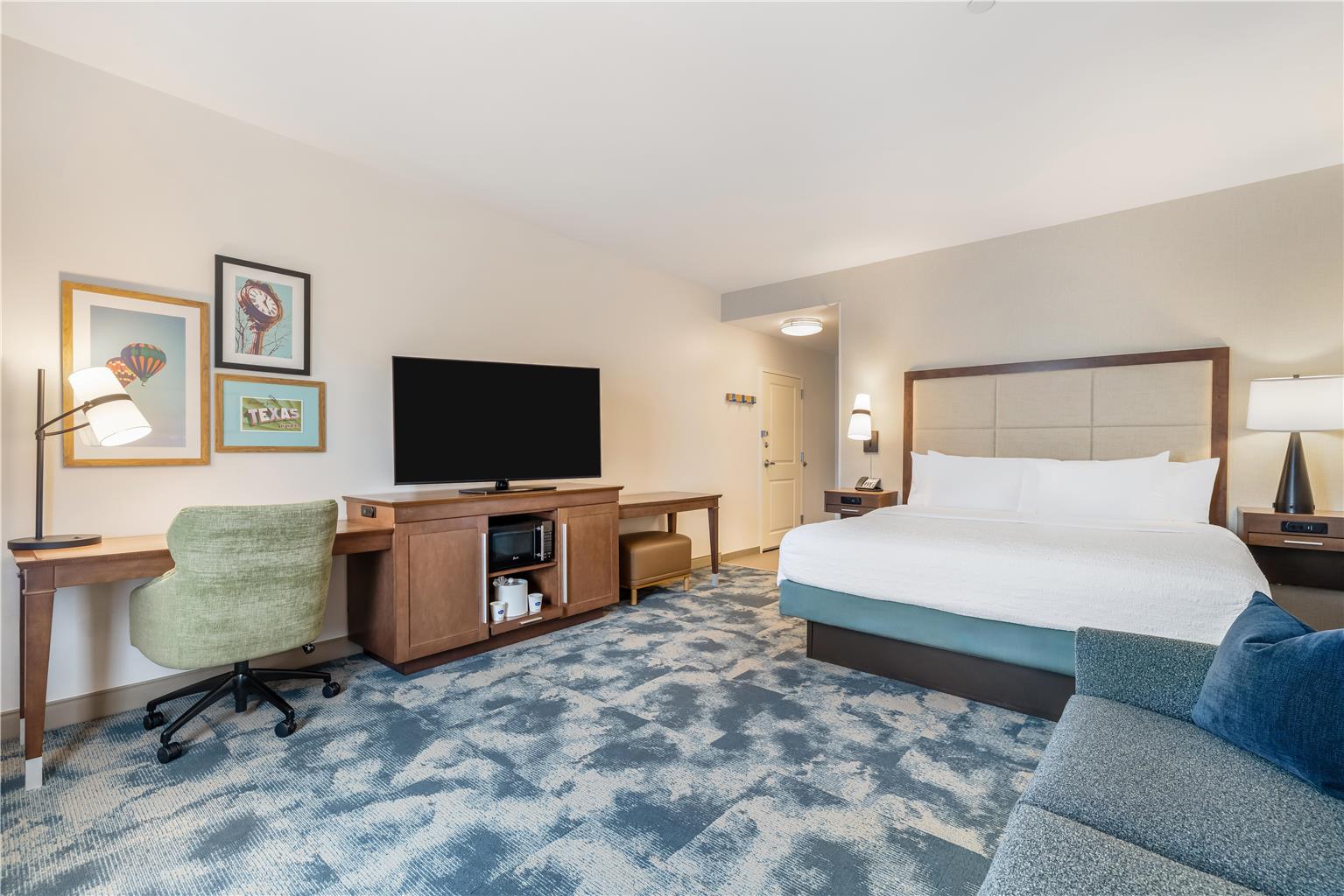 Guest room