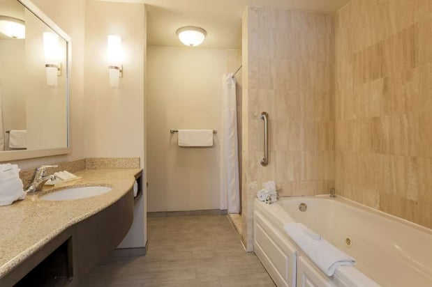 Images Hilton Garden Inn Nanuet