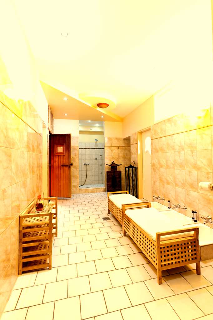 Sure Hotel by Best Western Rhoen Garden, Kohlstoecken 4 in Poppenhausen