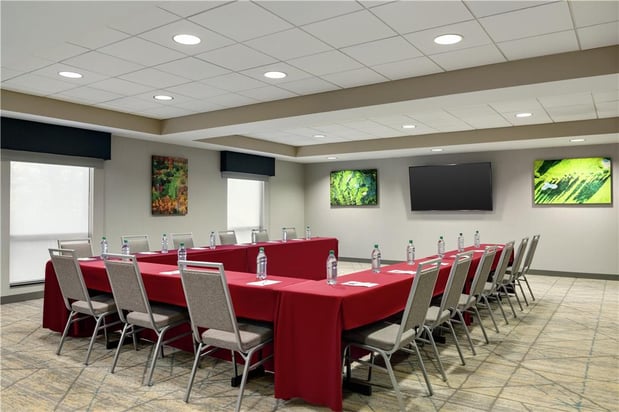 Images Hampton Inn & Suites Pittsburgh/Harmarville