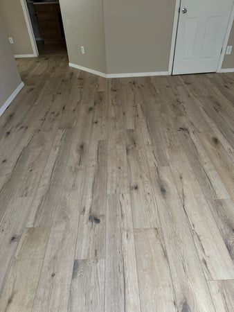 Images Grizzly's Discount Flooring