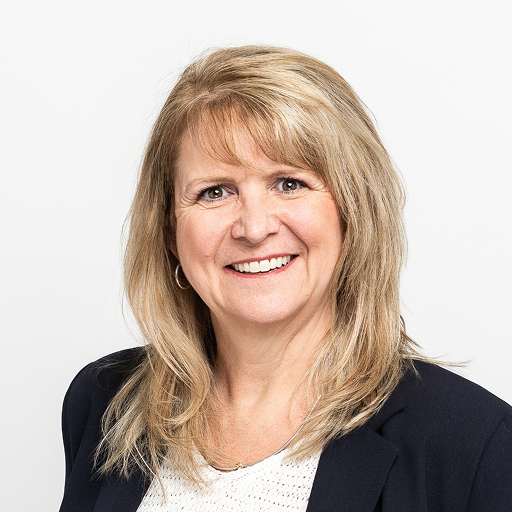 Michelle Cloutier headshot.