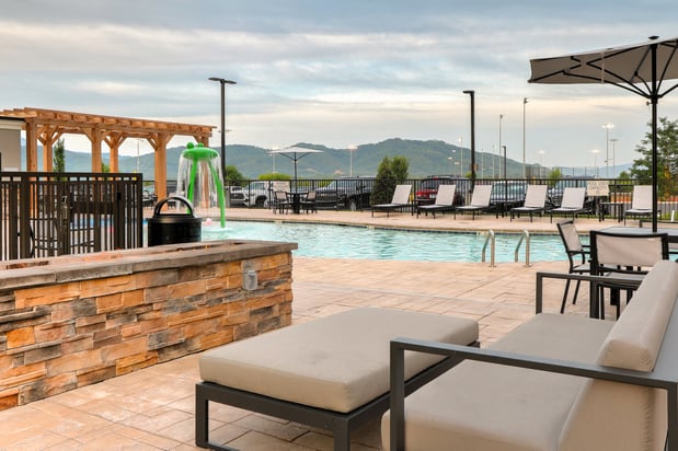 Images Staybridge Suites Pigeon Forge - Smoky Mtns by IHG