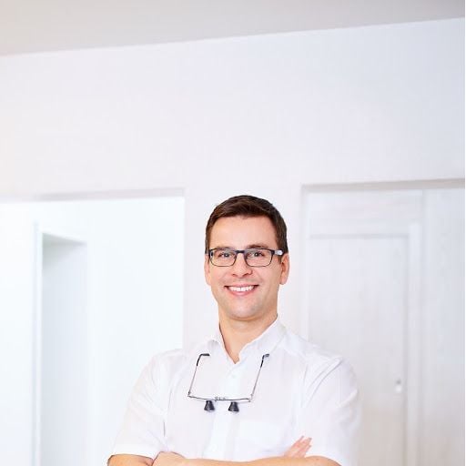 Zahnrarzt DR. Wicklein  