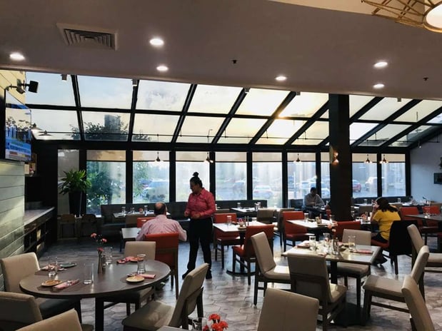 Images Hilton Chicago/Oak Lawn