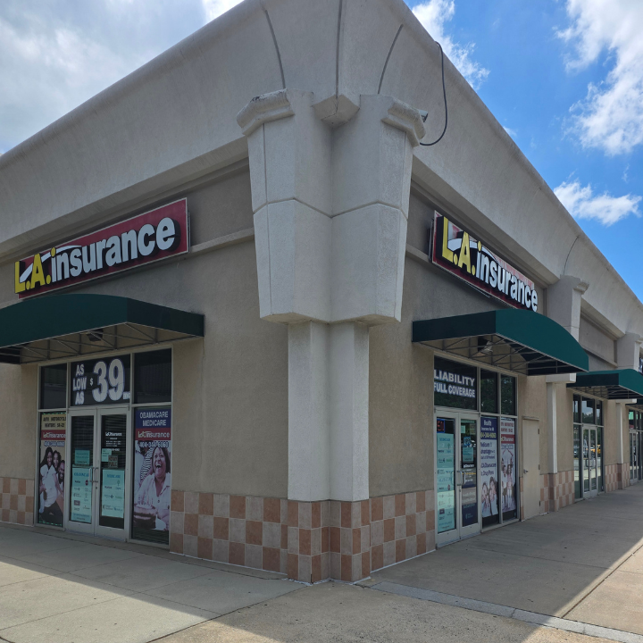 Exterior of the L.A. Insurance Agency located at 2841 Greenbriar Parkway SW in GA