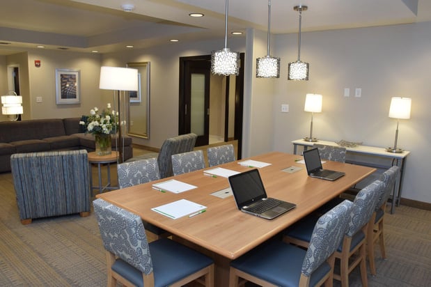 Images Holiday Inn Cincinnati N - West Chester by IHG