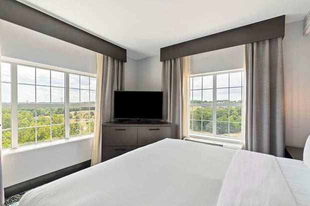 Images DoubleTree by Hilton Front Royal Blue Ridge Shadows