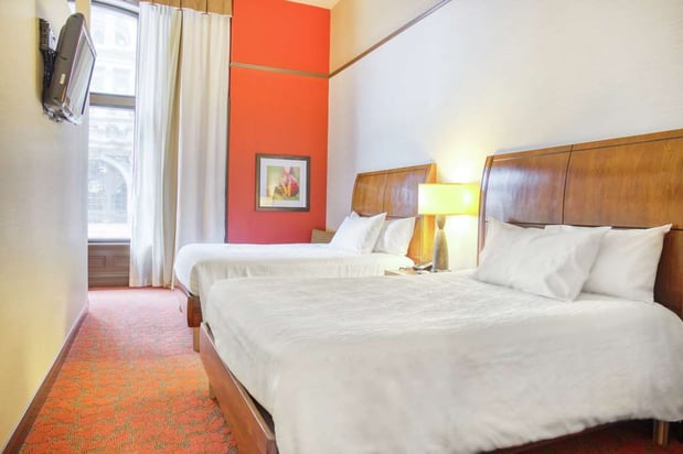 Images Hilton Garden Inn Milwaukee Downtown