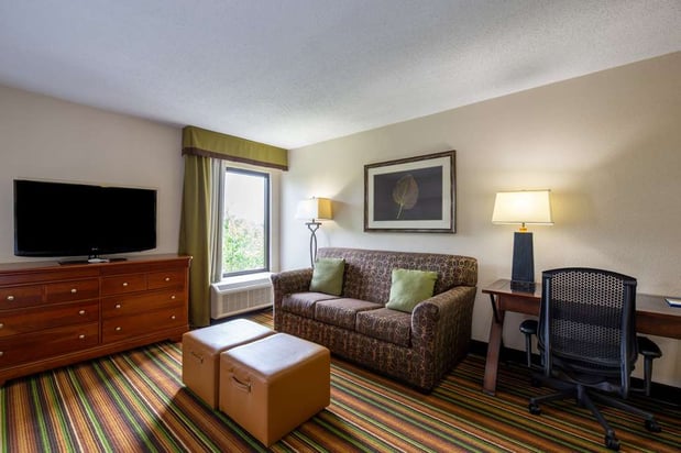 Images Hampton Inn Winston-Salem Hanes Mall
