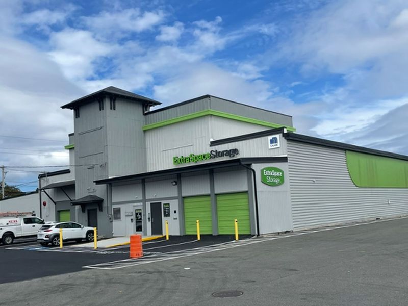 Images Extra Space Storage