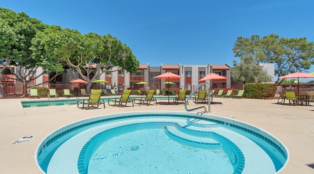 Images Spring Meadow Apartments