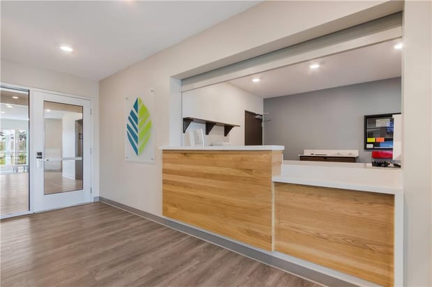 Images WoodSpring Suites Tamarac