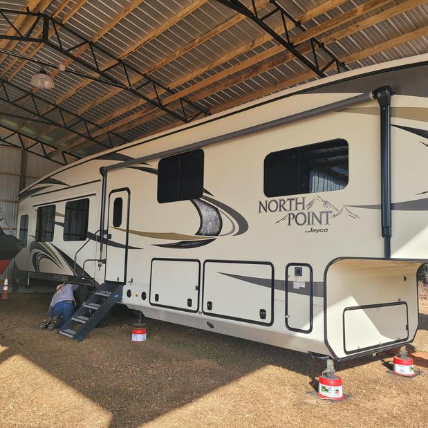 Images D-RV Mobile Repair