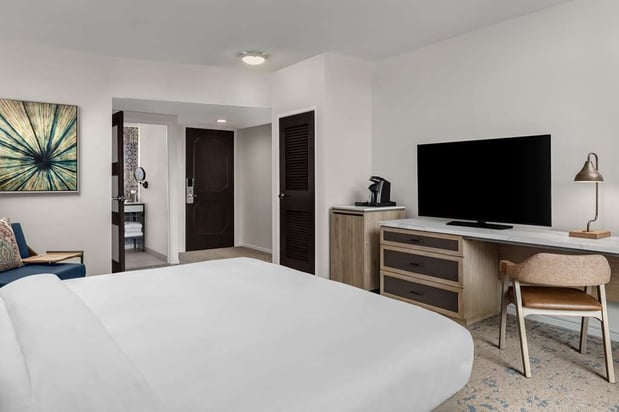 Images The Cassara Carlsbad, Tapestry Collection by Hilton