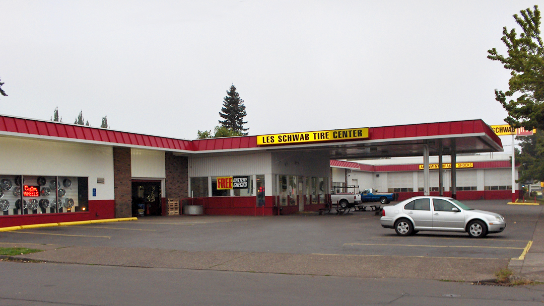 Les Schwab Tire Center