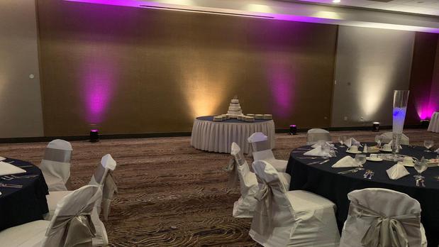 Images Holiday Inn Roanoke Airport-Conference Ctr by IHG