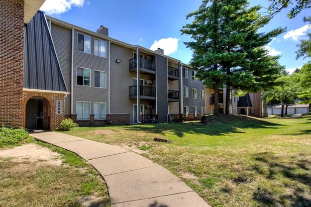 Images Hamlet Apartments