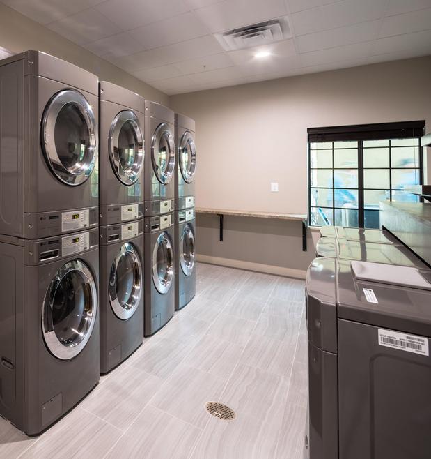 Images Staybridge Suites Southgate – Detroit Area by IHG
