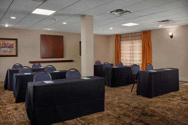 Images Homewood Suites by Hilton Sarasota