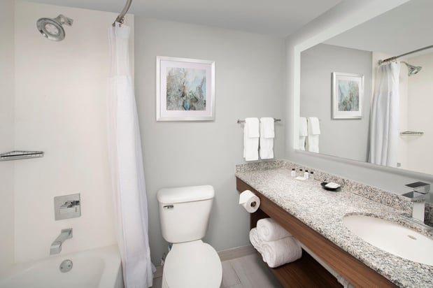 Images Crowne Plaza San Antonio Airport by IHG