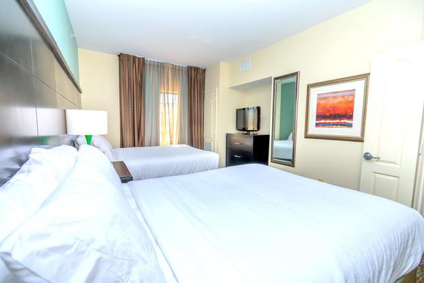 Images Staybridge Suites Houston IAH - Beltway 8 by IHG