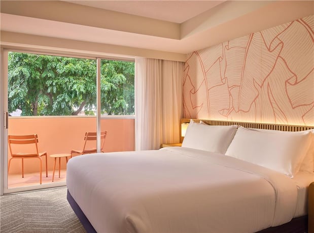 Images The Ambassador Hotel of Waikiki, Tapestry Collection by Hilton