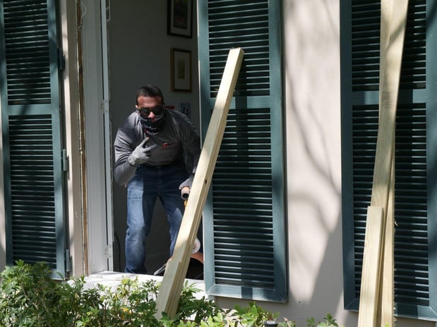 Images Paradise Exteriors Windows and Doors