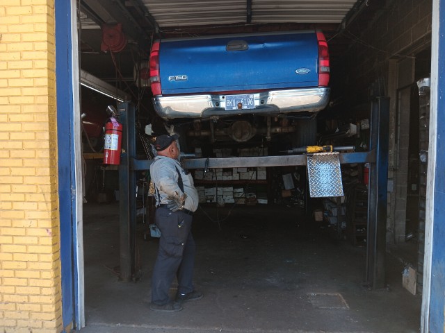 Images Art's Master Muffler & Converter Center