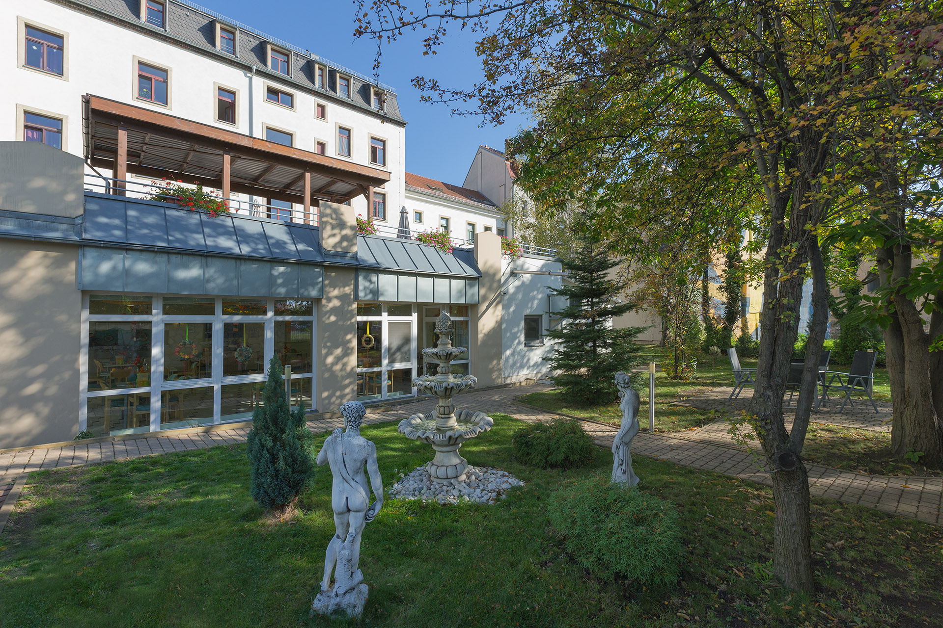 Bilder CURATA Pflegewohnzentrum Friedrichstadt