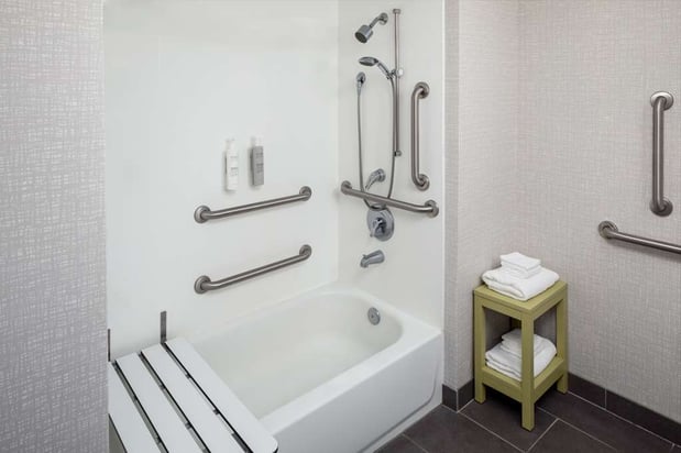 Images Hampton Inn & Suites Savannah - I-95 South - Gateway