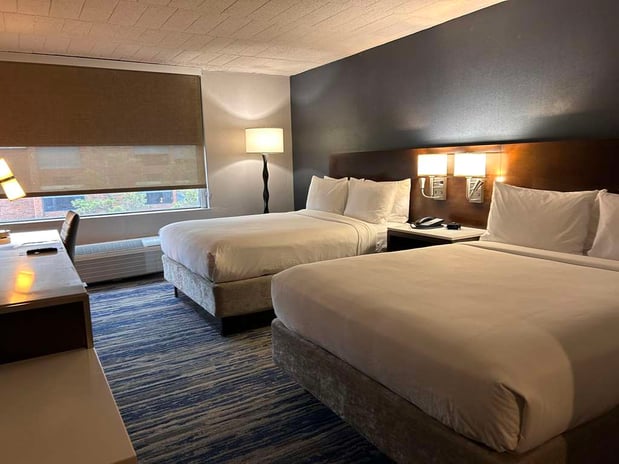 Images Skyline Hotel Detroit Airport, SureStay Collection by BW