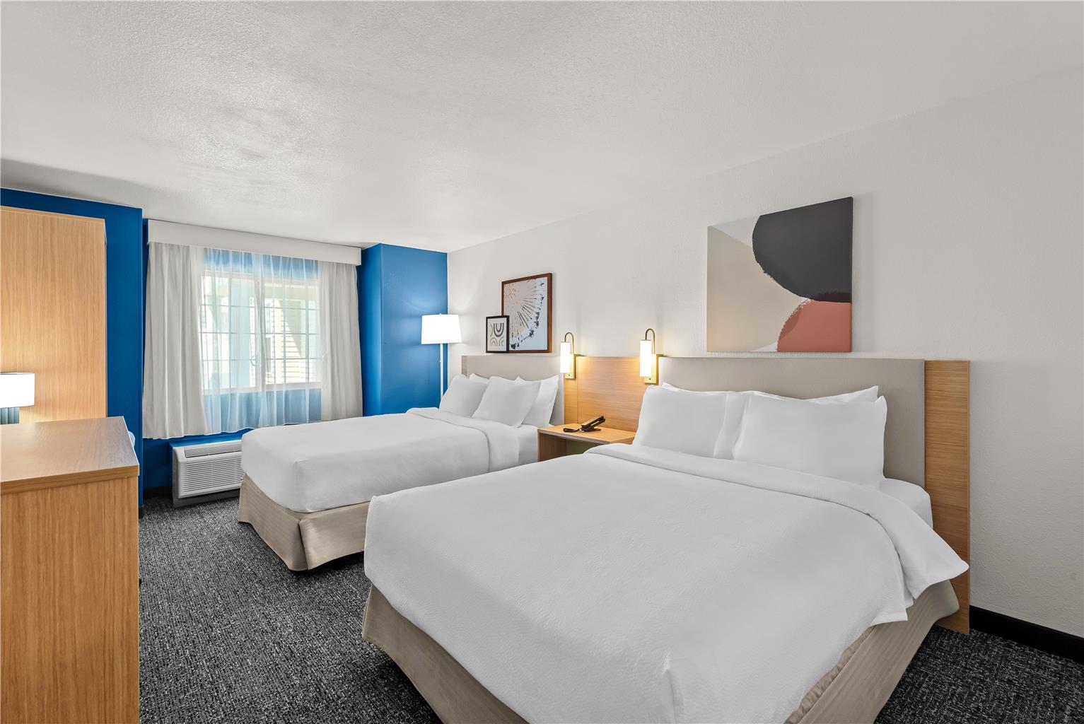 Guest room 