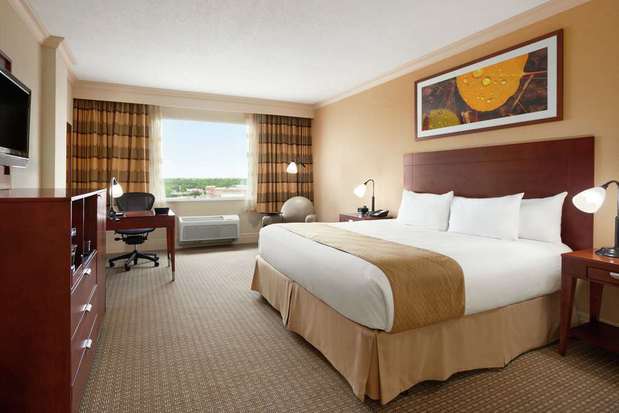 Images DoubleTree by Hilton Hotel Dallas - Love Field