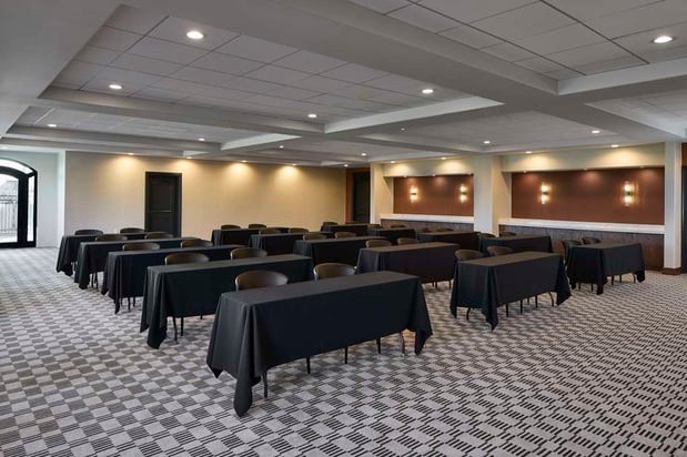 Images Bellasera Hotel & Suites Paso Robles, Tapestry by Hilton