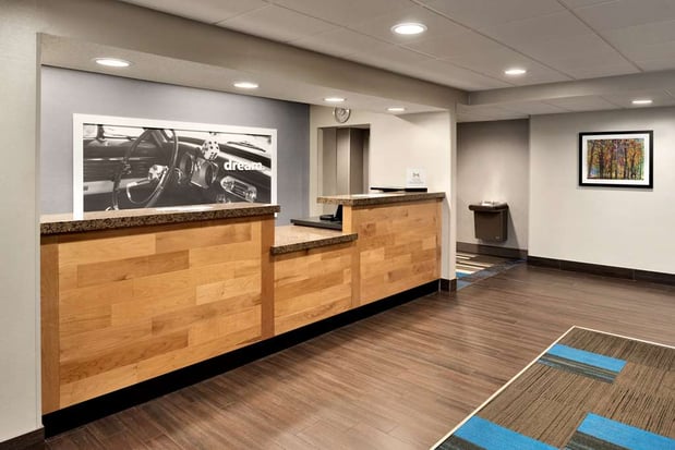 Images Hampton Inn Appleton-Fox River Mall Area
