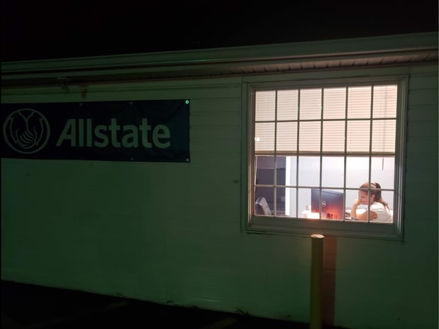 Images Steven Grosse: Allstate Insurance