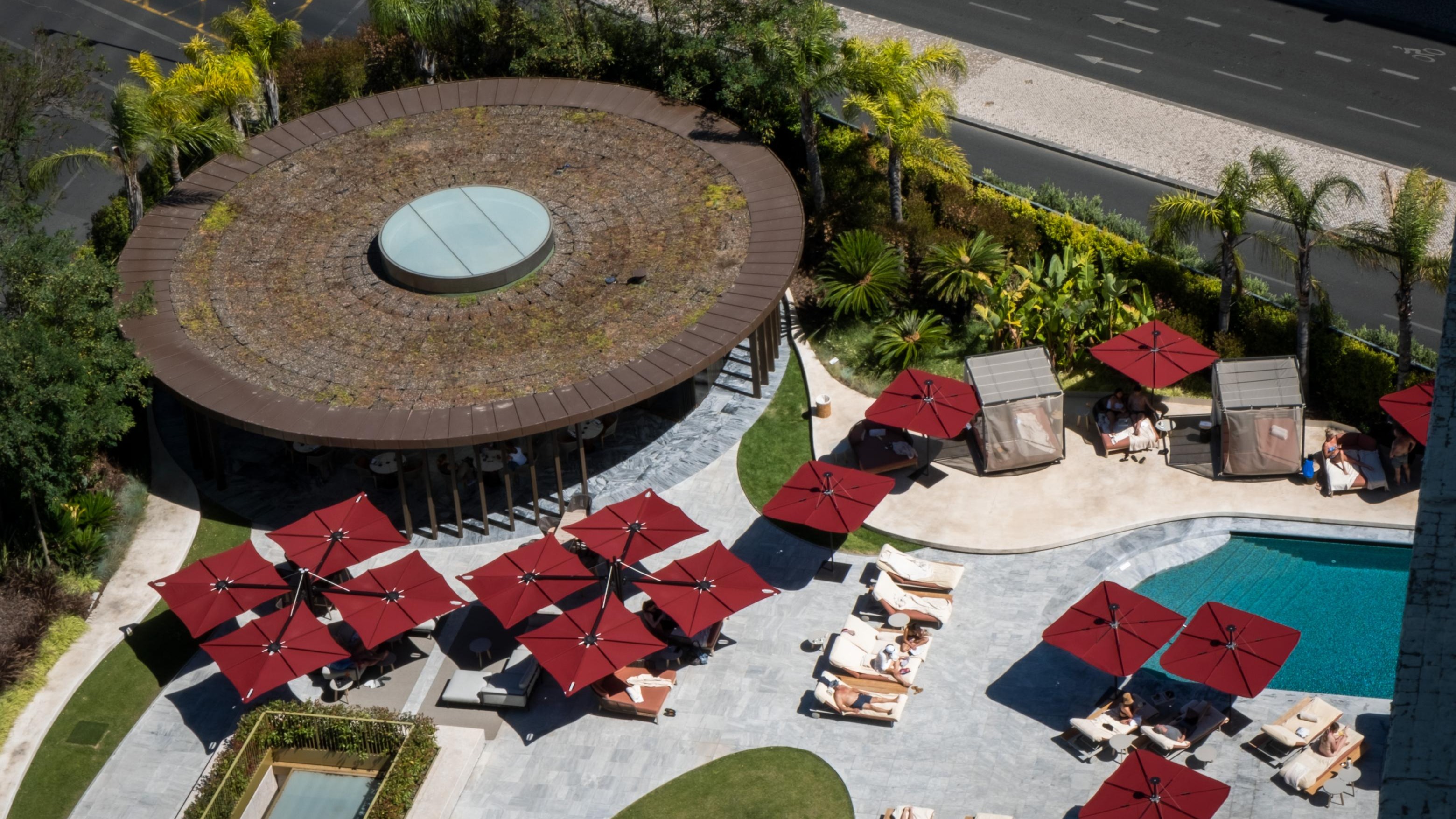 Ritz Pool Bar