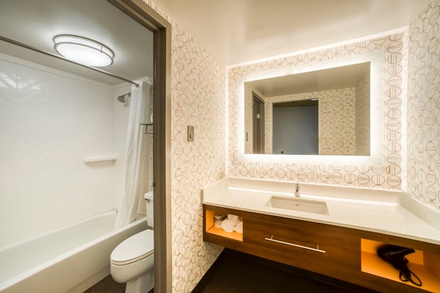 Images Holiday Inn Mobile-Dwtn/Hist. District by IHG