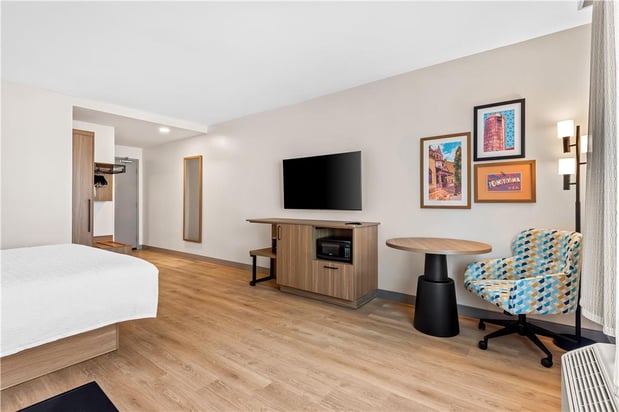 Images Hampton Inn and Suites by Hilton Intercourse