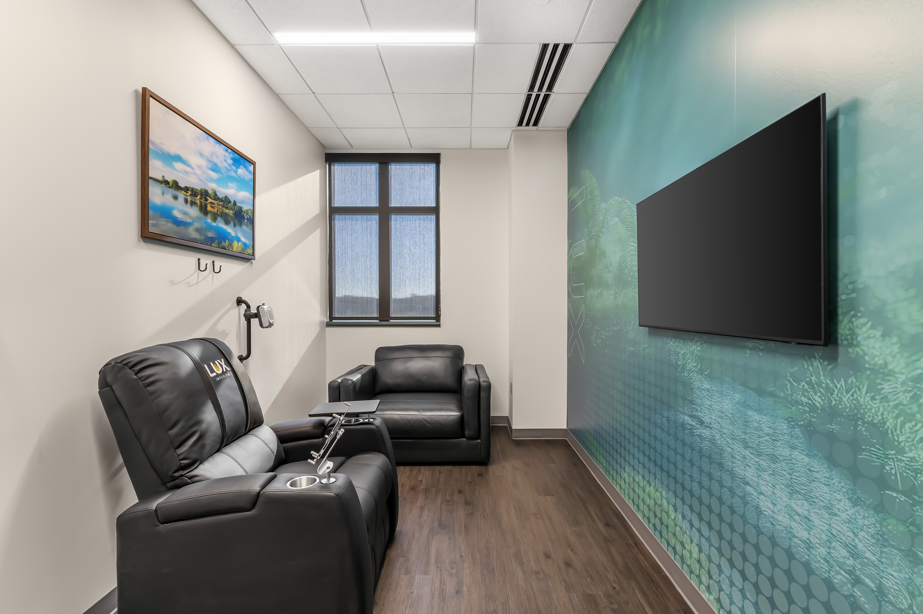LUX Infusion (Overland Park): Infusion Private Suite 