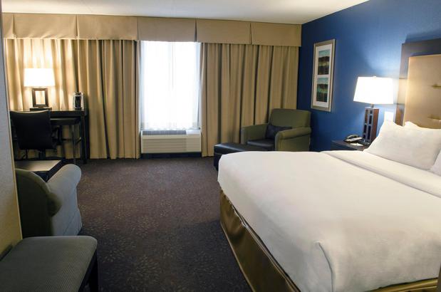 Images Holiday Inn Fargo, an IHG Hotel